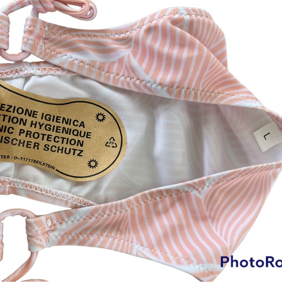 NEW blue and pink bikini - Picture 3 of 4